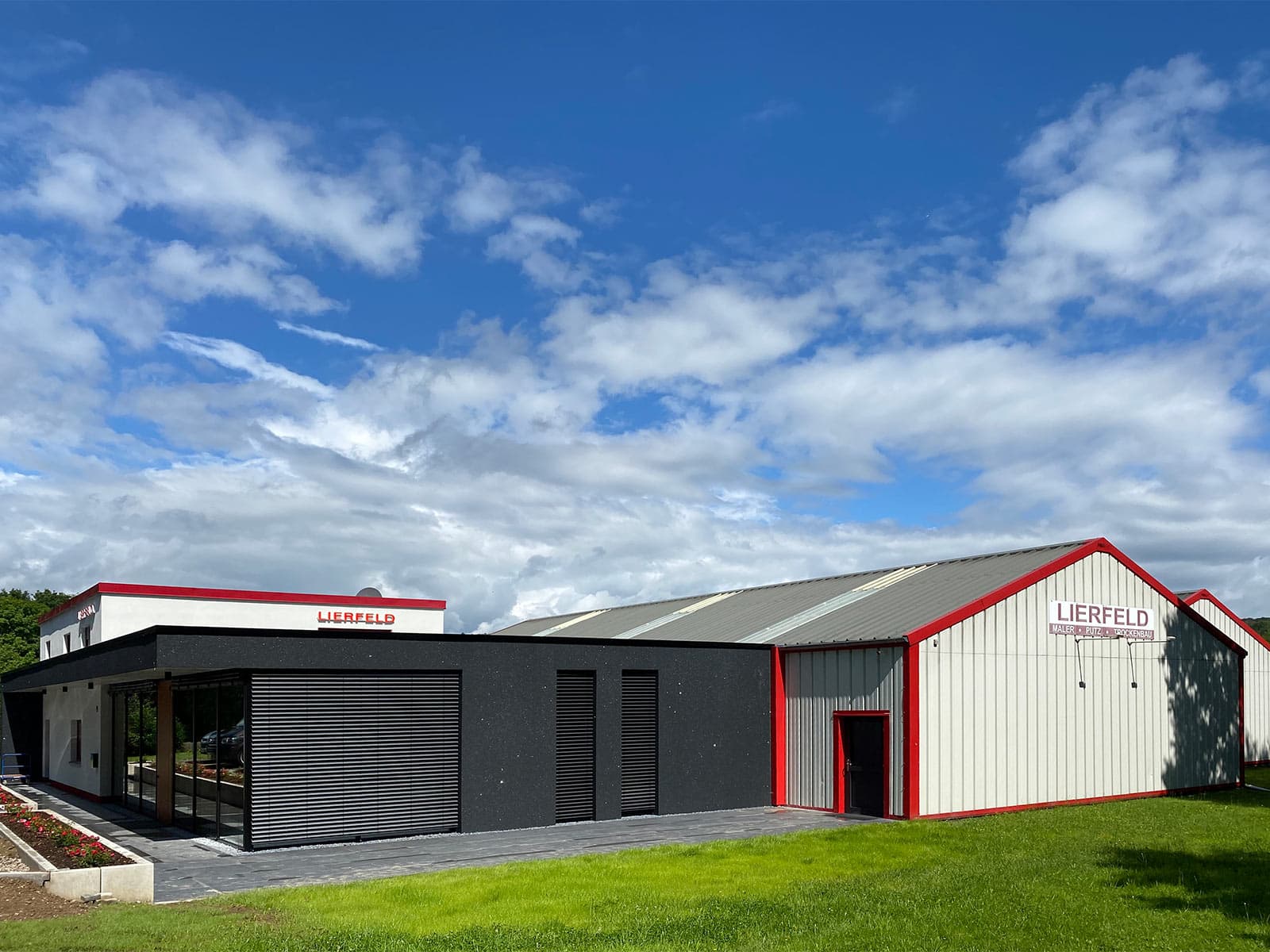 Lierfeld GmbH & Co. KG background